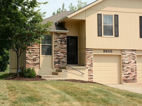 2nd image of 8655 N Hull Dr