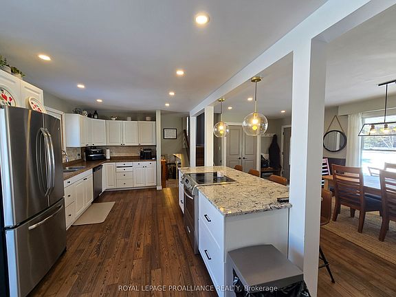 5th image of 1099 Wilson Rd