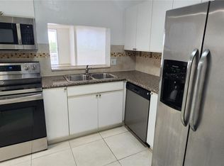 3660 NE 166th St APT 703, North Miami Beach, FL 33160