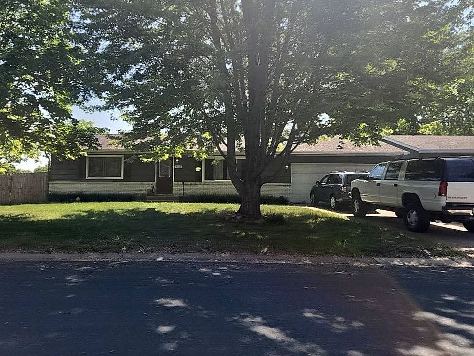 1st image of 4220 Carlson Lake Ln N