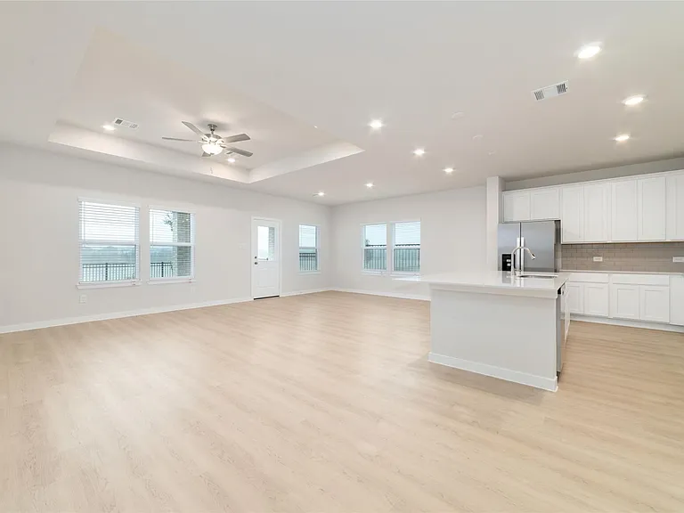 5831 Westwood Shore Dr — Photo 11
