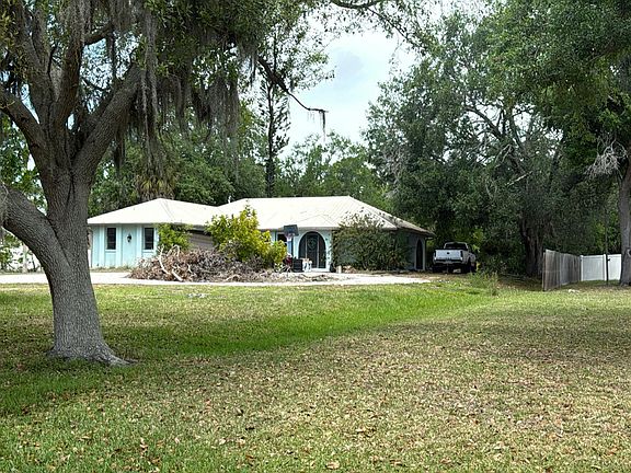 2nd image of 671 Suffolk Cir