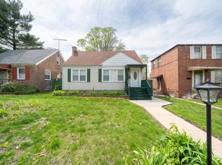 6742 Schneider Ave, Hammond, IN 46323