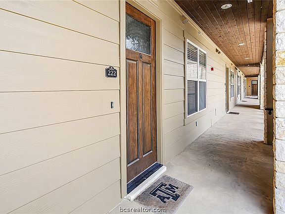 5th image of 3212 Casita Ct Unit 222