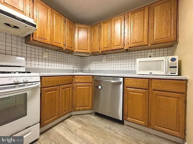 7445 Patterson Rd — Photo 2