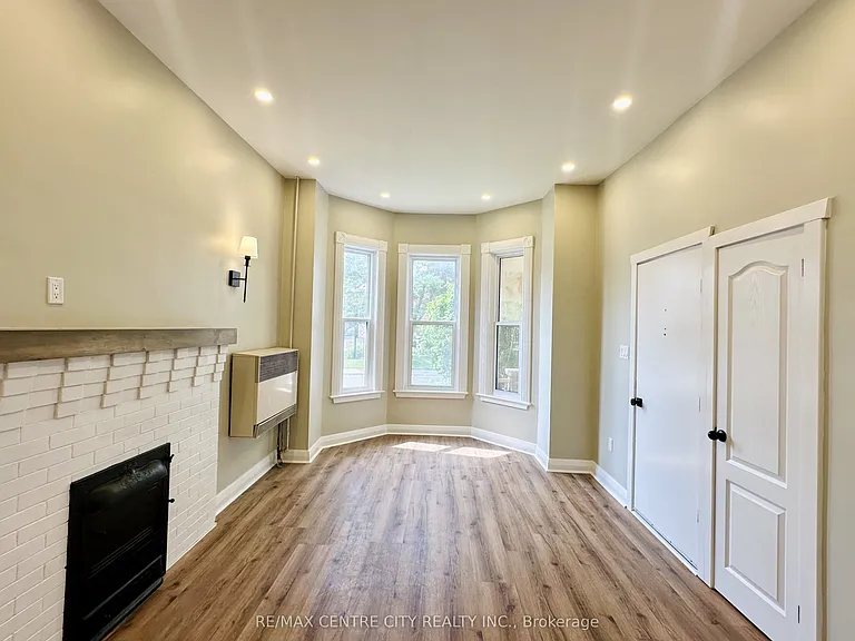 81 Curtis St #1 — Photo 6