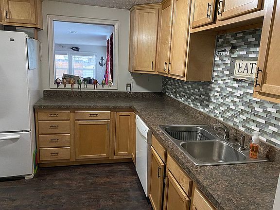 5th image of 1337 Independence Dr
