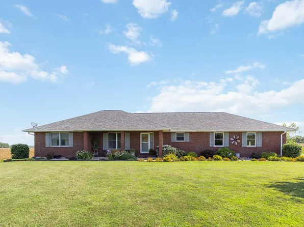 702 E 3000th St, Liberty, IL 62347