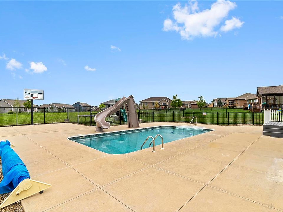 1655 Red Barn Dr, North Liberty, IA 52317 Zillow