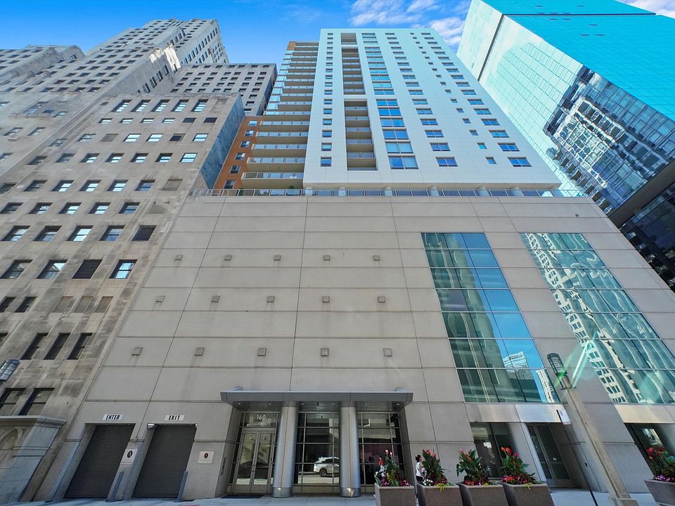 1st image of 160 E Illinois St APT 1403