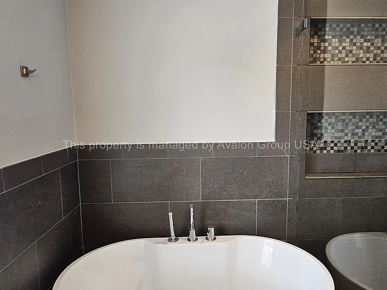 13983 Summer Breeze Dr — Photo 41