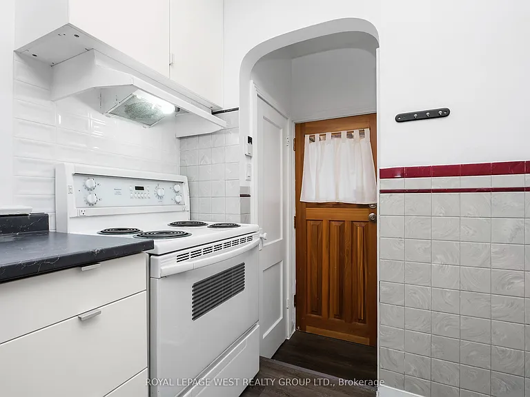 24 Barker Ave — Photo 17