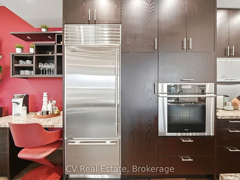 333 Adelaide St E #1414 — Photo 17
