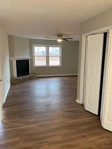20 Oakmount Dr — Photo 3
