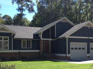 809 Lunenburg Ave, Blackstone, VA 23824