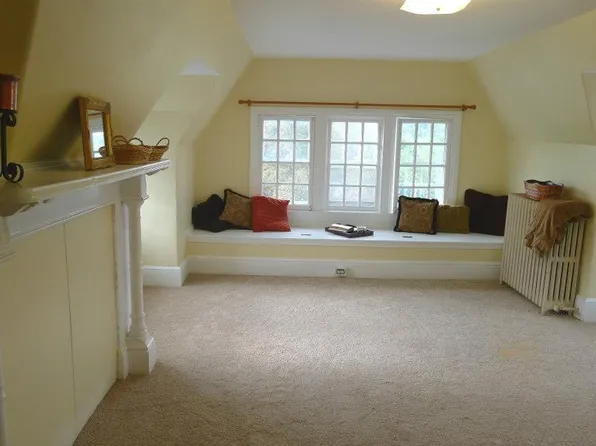 200 S Church St #1, Parkesburg, PA 19365