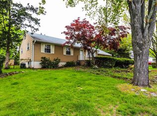 206 Runyon Ave, Piscataway, NJ 08854