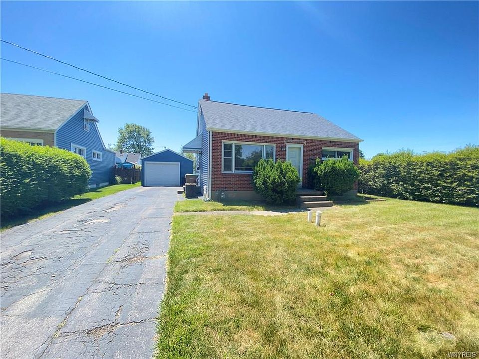 1st image of 96 Norine Dr