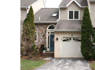 529 Waters Edge, Newtown Square, PA 19073