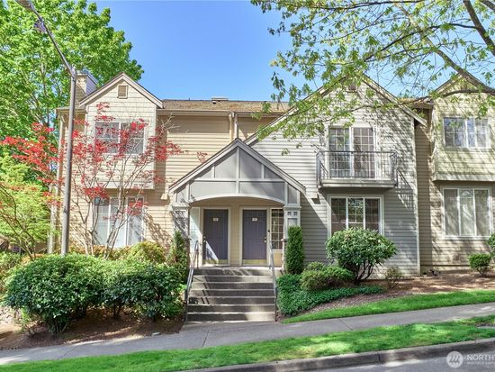 12310 NE 92nd Street #H202, Kirkland, WA 98033