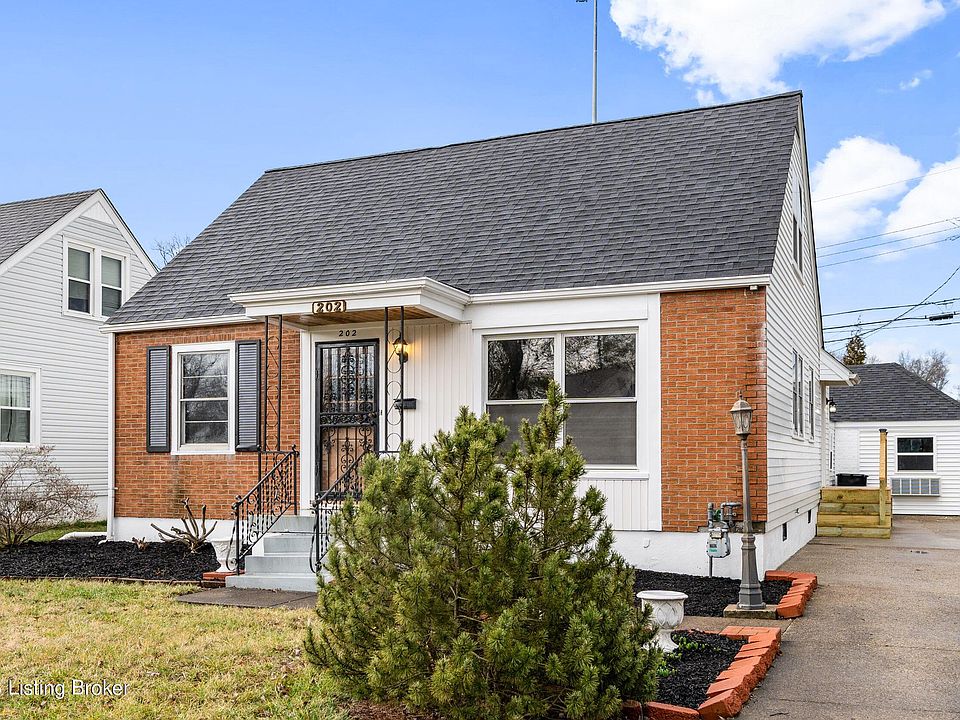 1st image of 202 W Esplanade Ave