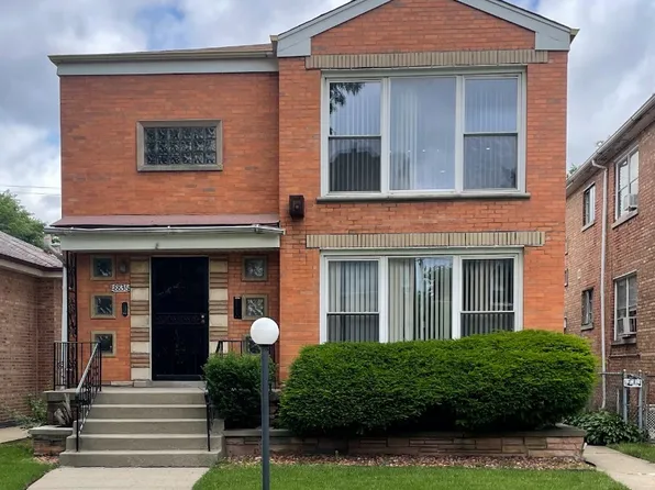 8836 S Blackstone Ave, Chicago, IL 60619