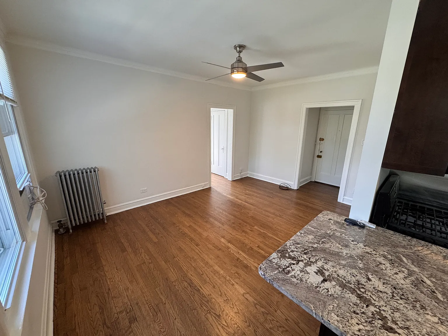 1 bed, 725 sqft, $1,700 — Photo 4