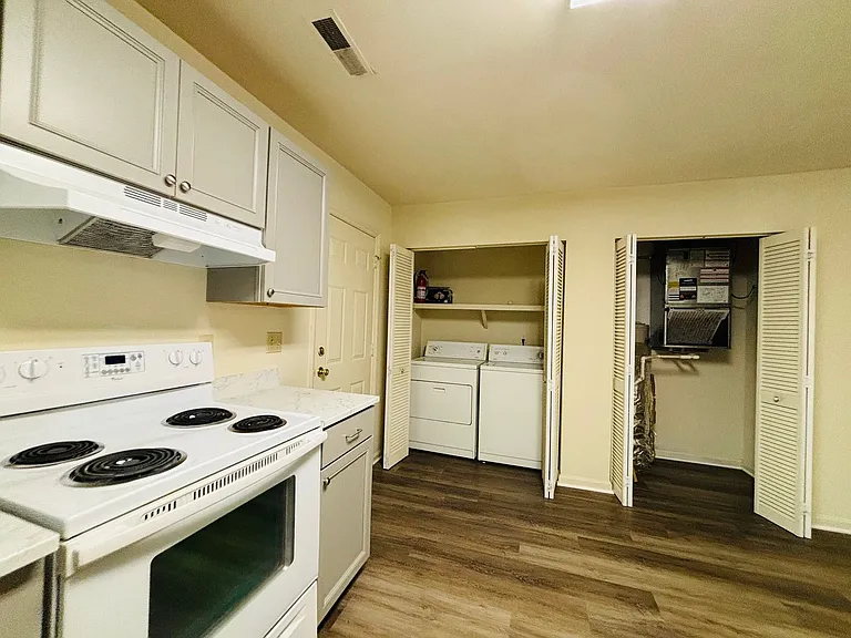 1417 Jennifer Dr — Photo 16