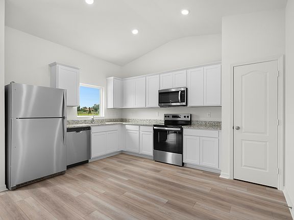 Chef-ready kitchen with all appliances included