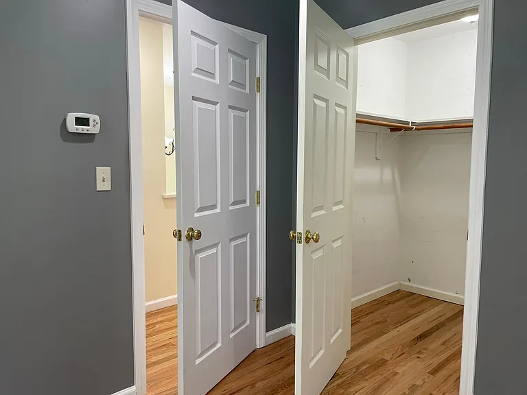 765 Hart St — Photo 41