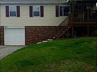 67 Ashland Way, Vandergrift, PA 15690