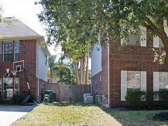 1st image of 2609 Hampton Springs Dr