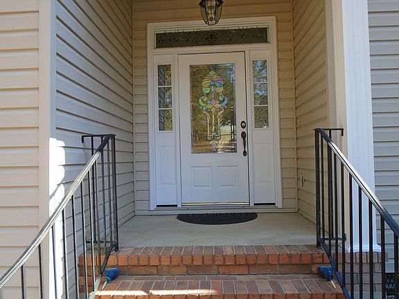 5th image of 130 Driftwood Ln