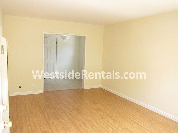 1st image of 4268 S Centinela Ave