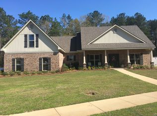 12 Mariposa Ct, Saraland, AL 36571
