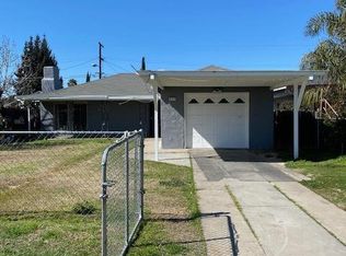 924 Cutting St, Madera, CA 93638