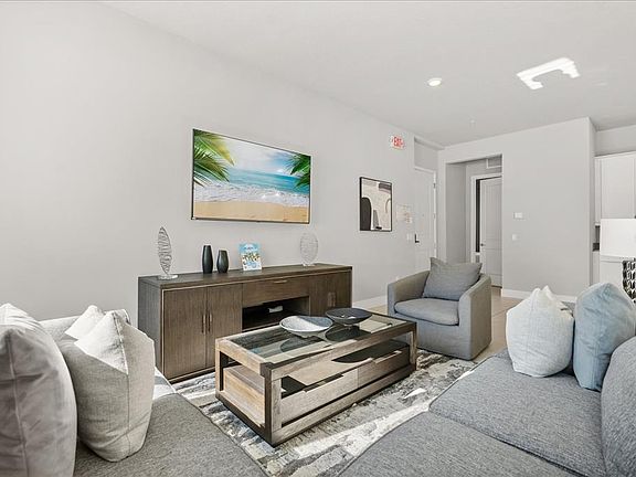 5th image of 7760 Sandy Ridge Dr Unit 102