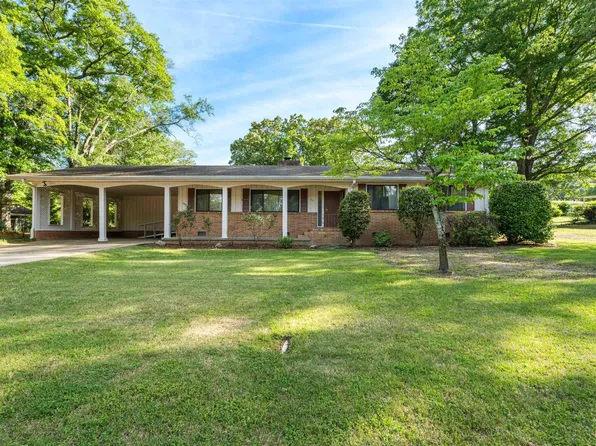 822 S Montez Dr, Bessemer, AL 35022