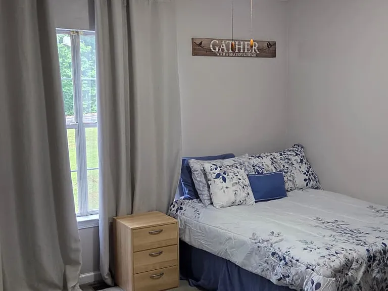 2005 Mount Vernon Rd #- ROOM FOR RENT — Photo 4
