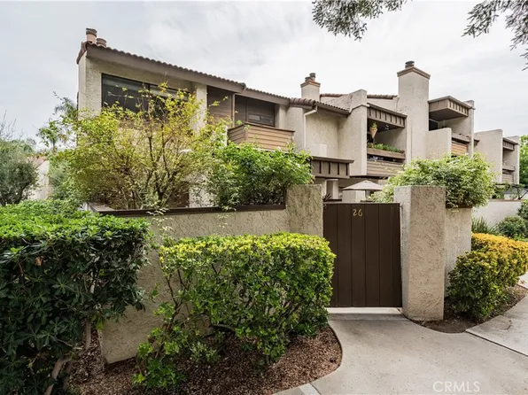 5800 Owensmouth Ave APT 26, Woodland Hills, CA 91367