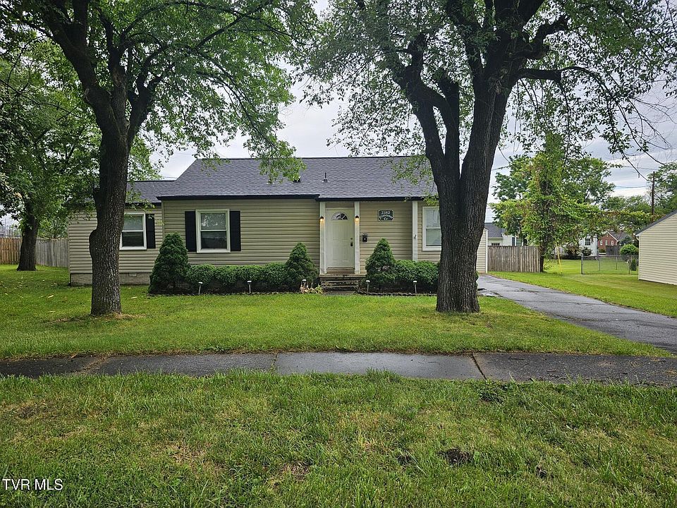 1st image of 2382 Hiwassee Cir #2382