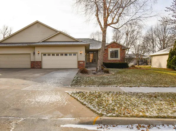 107 W Doral Ct, Sioux Falls, SD 57108