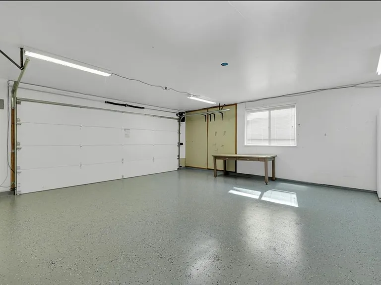 20915 W Richmond Rd — Photo 9