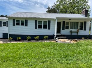 3607 Miser Station Rd, Louisville, TN 37777