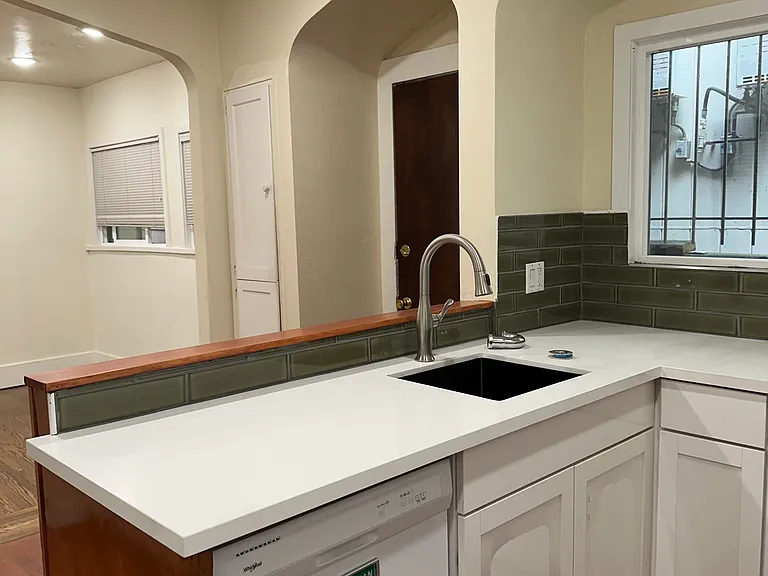 3848 Sacramento St #1 — Photo 10