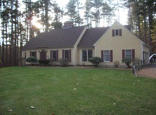 12 Seaverns Bridge Rd, Merrimack, NH 03054