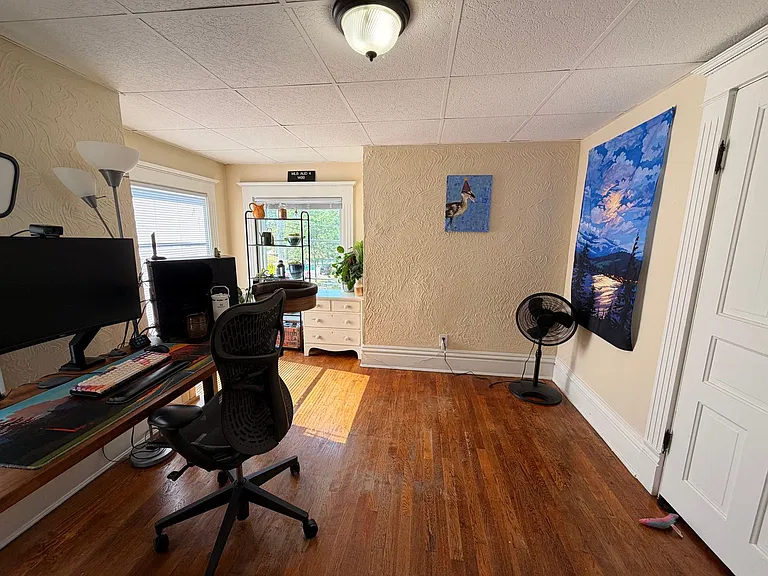 425 Fuller Ave SE — Photo 37