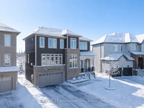 204 Lia Dr, Clearview, ON L0M 1S0