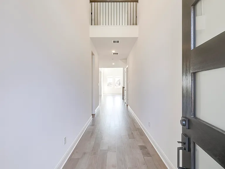 920 Old Garden Rd — Photo 5