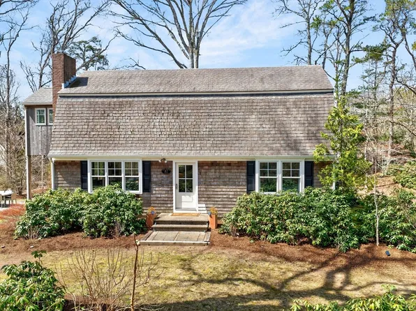 47 Flying Dragon Rd, Brewster, MA 02631